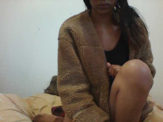 PrettyLie live cam on BongaCams