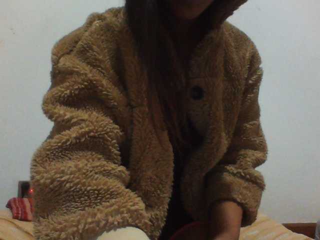 PrettyLie live cam on BongaCams
