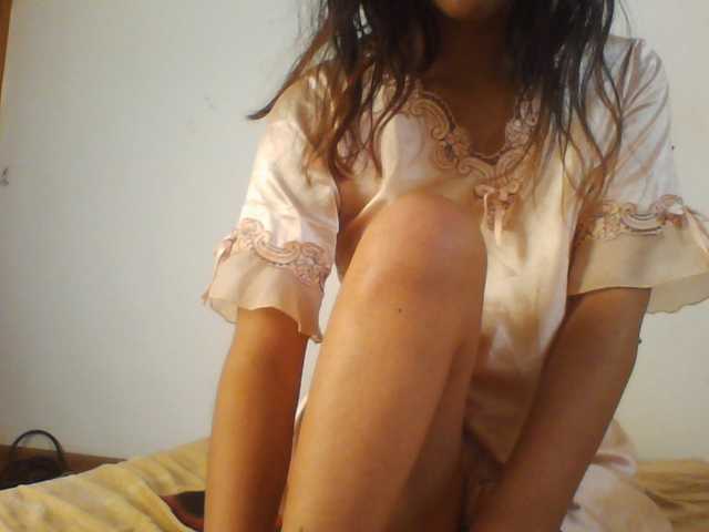 PrettyLie live cam on BongaCams