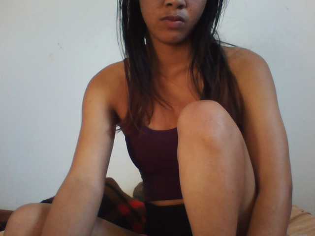PrettyLie live cam on BongaCams