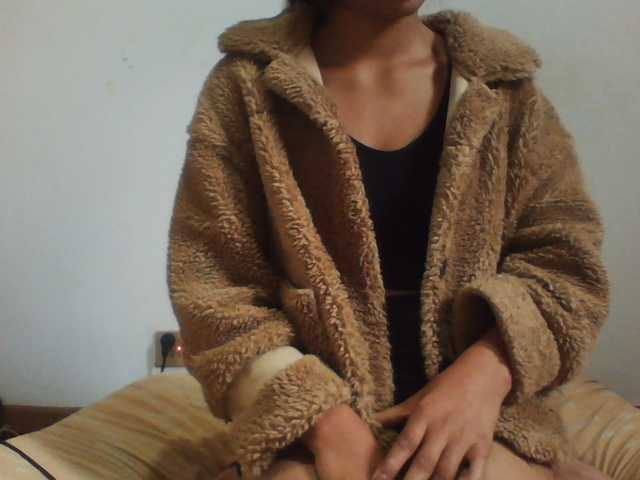 PrettyLie live cam on BongaCams