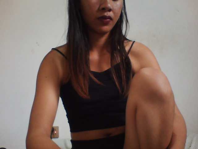 PrettyLie live cam on BongaCams