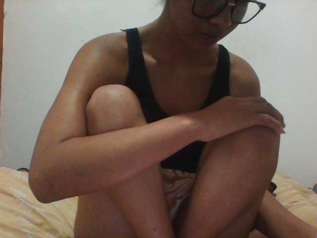 PrettyLie live cam on BongaCams