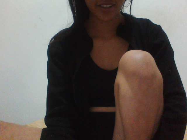 PrettyLie live cam on BongaCams