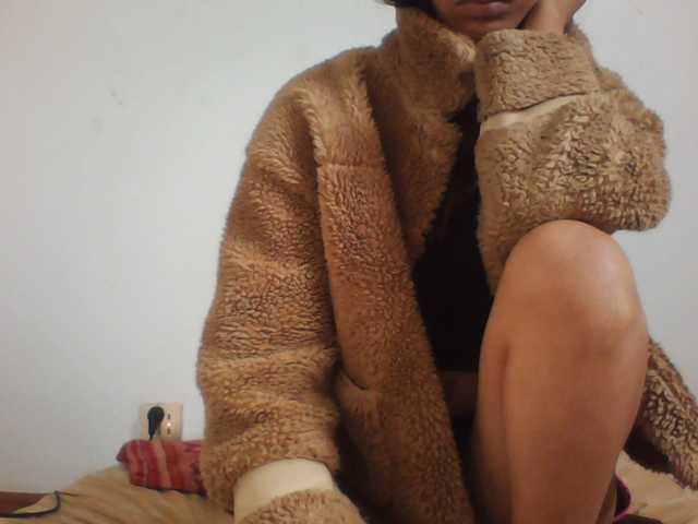 PrettyLie live cam on BongaCams