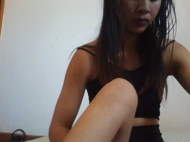 PrettyLie live cam on BongaCams