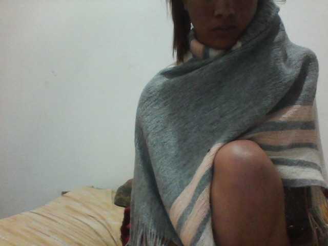 PrettyLie live cam on BongaCams