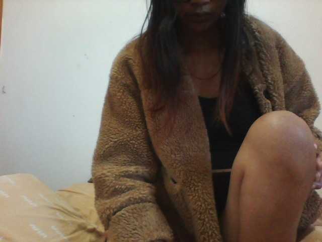 PrettyLie live cam on BongaCams
