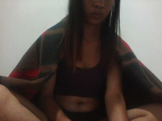 PrettyLie live cam on BongaCams