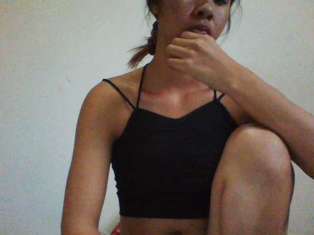 PrettyLie live cam on BongaCams