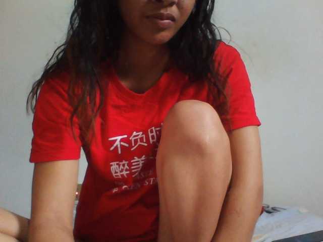 PrettyLie live cam on BongaCams