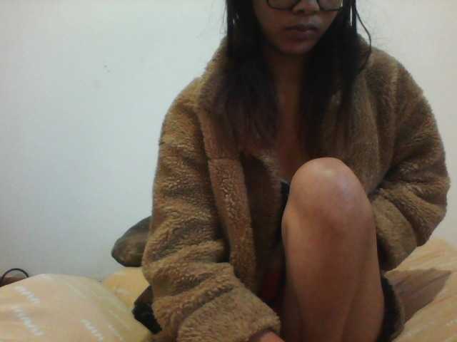 PrettyLie live cam on BongaCams