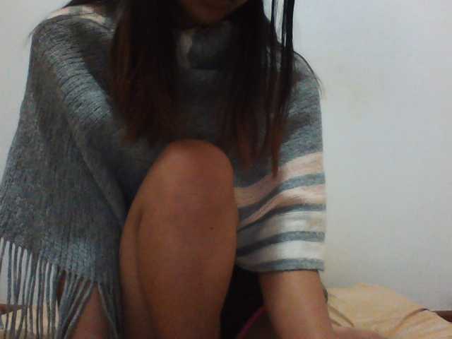 PrettyLie live cam on BongaCams