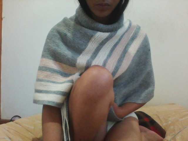 PrettyLie live cam on BongaCams