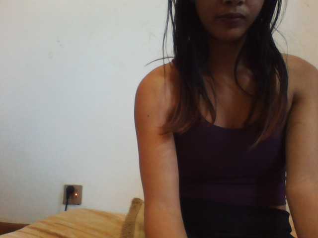 PrettyLie live cam on BongaCams