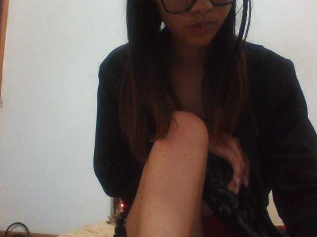 PrettyLie live cam on BongaCams