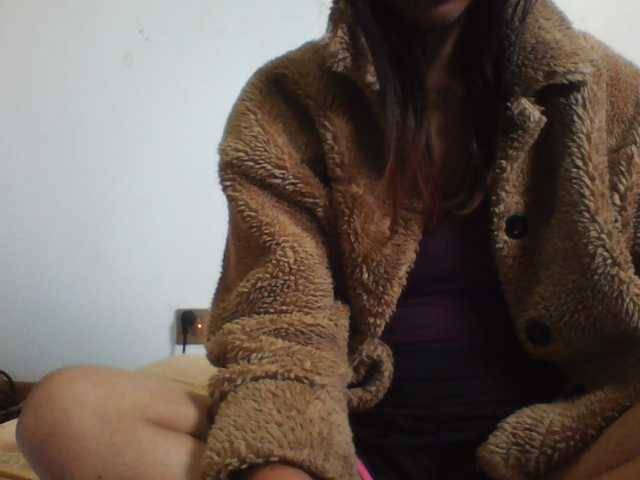 PrettyLie live cam on BongaCams