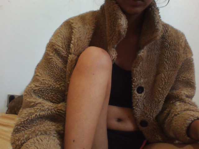 PrettyLie live cam on BongaCams