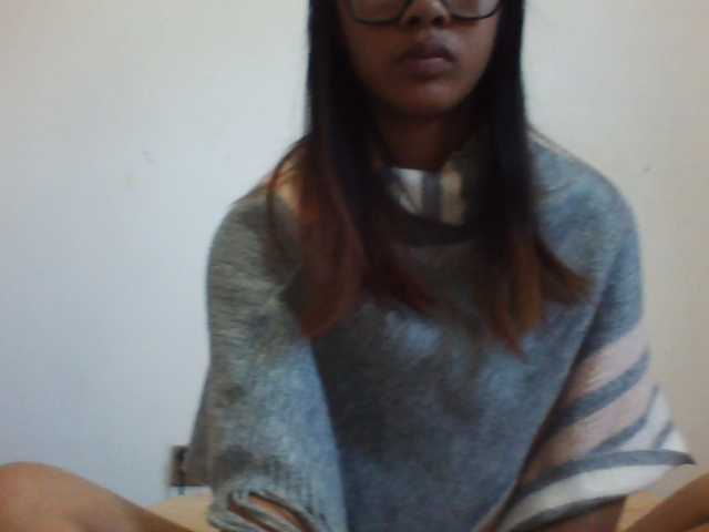 PrettyLie live cam on BongaCams