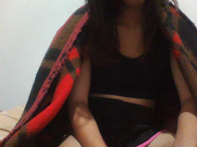 PrettyLie live cam on BongaCams