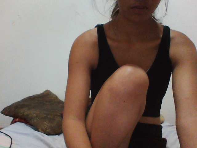 PrettyLie live cam on BongaCams