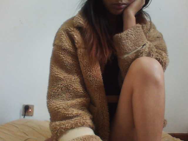 PrettyLie live cam on BongaCams