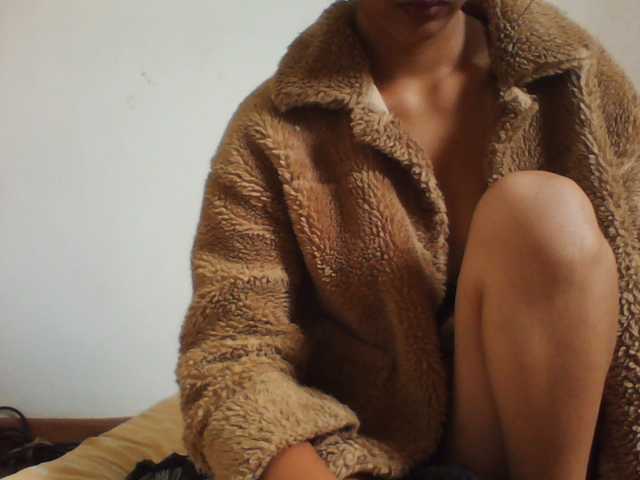 PrettyLie live cam on BongaCams