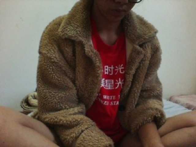 PrettyLie live cam on BongaCams