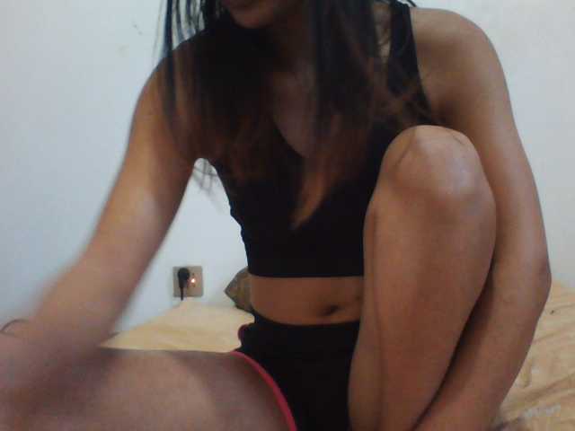 PrettyLie live cam on BongaCams