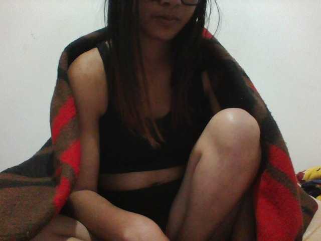 PrettyLie live cam on BongaCams