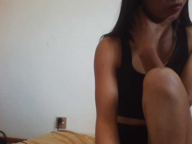 PrettyLie live cam on BongaCams