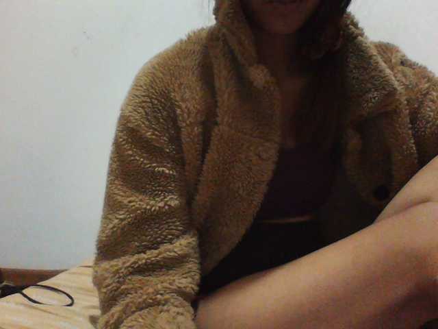 PrettyLie live cam on BongaCams