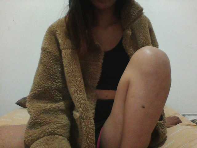 PrettyLie live cam on BongaCams
