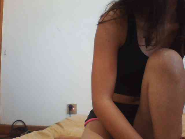 PrettyLie - Girl 