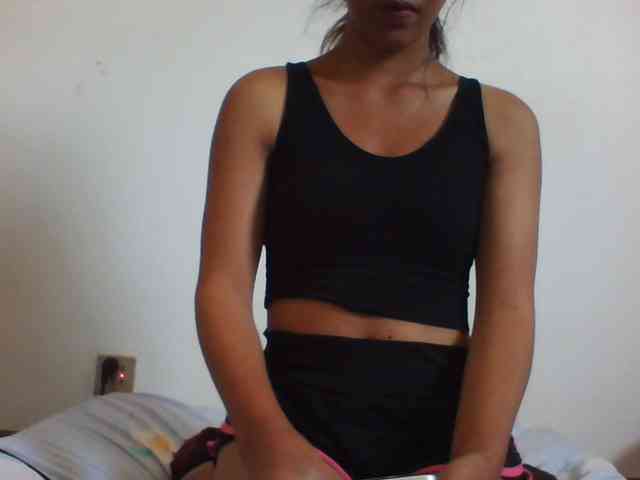 PrettyLie webcam