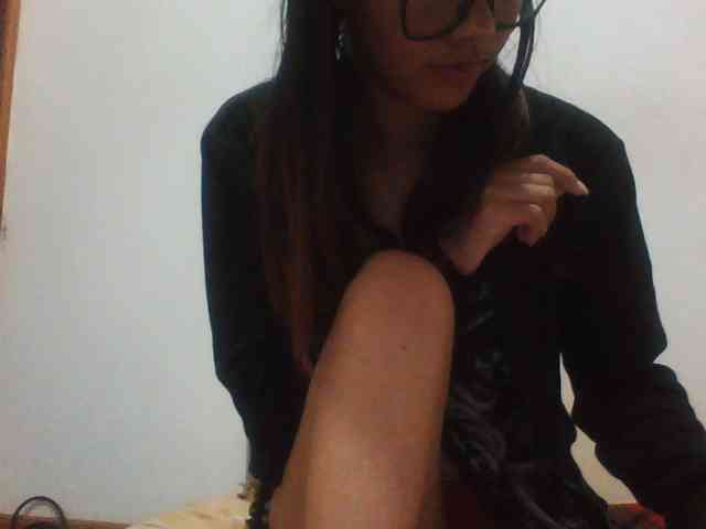 YoungLie69 webcam