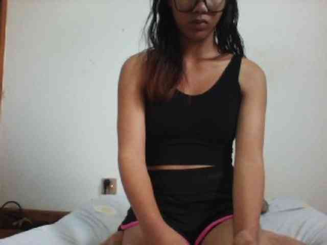 PrettyLie webcam