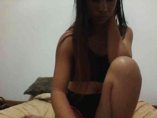 PrettyLie webcam