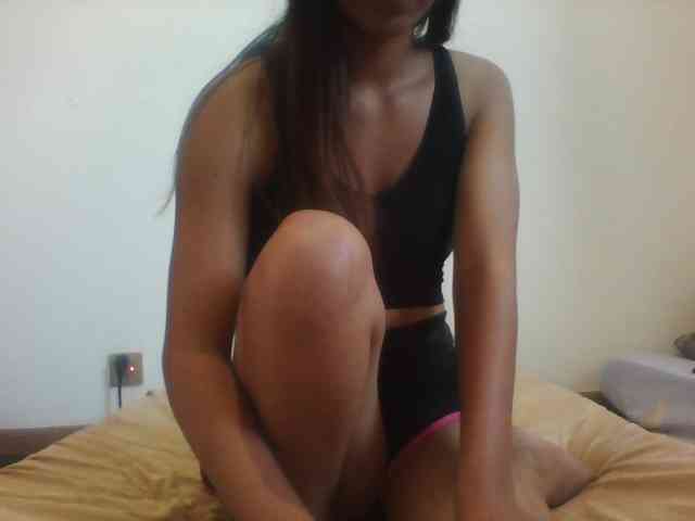 PrettyLie webcam