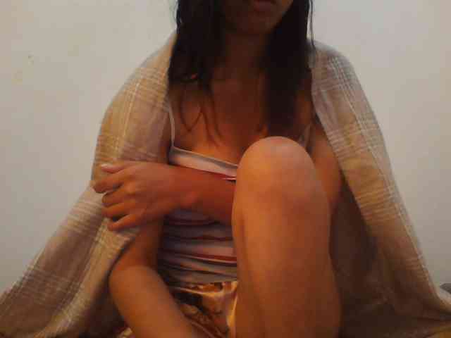 PrettyLie webcam
