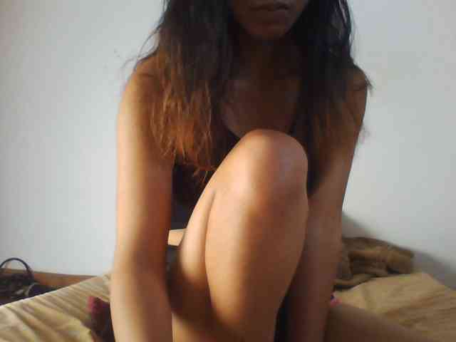 PrettyLie webcam