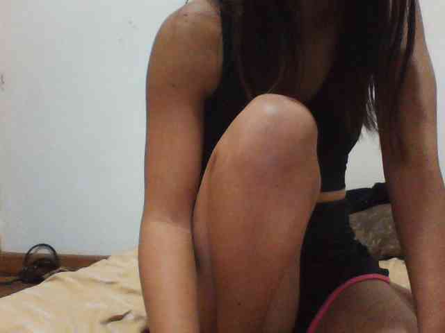 PrettyLie webcam