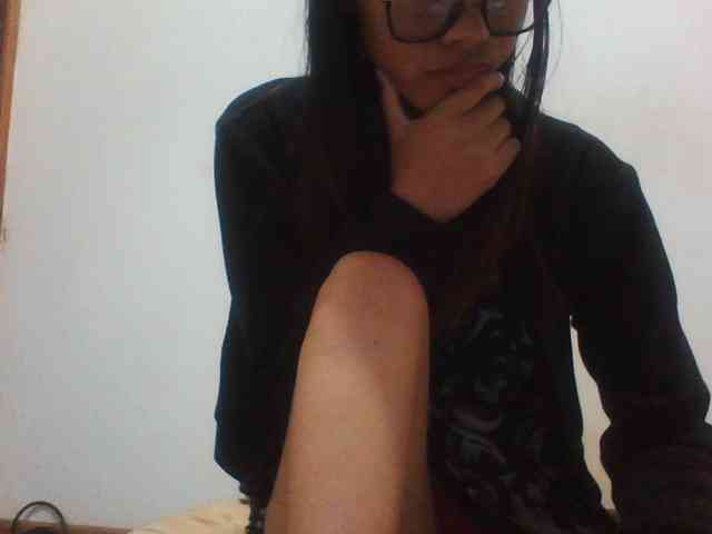 YoungLie69 webcam