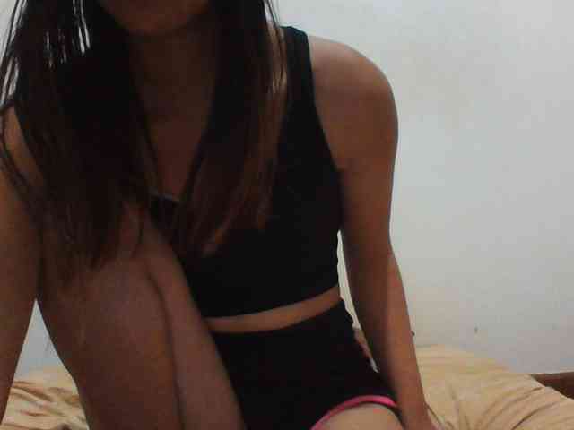 PrettyLie webcam