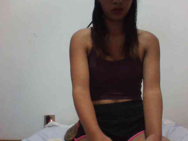 PrettyLie webcam
