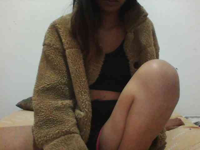 PrettyLie webcam