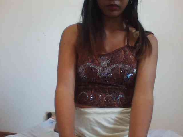 PrettyLie webcam
