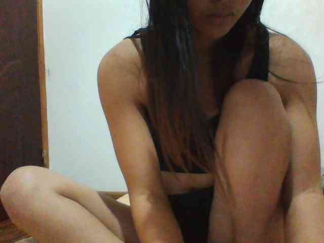 PrettyLie webcam