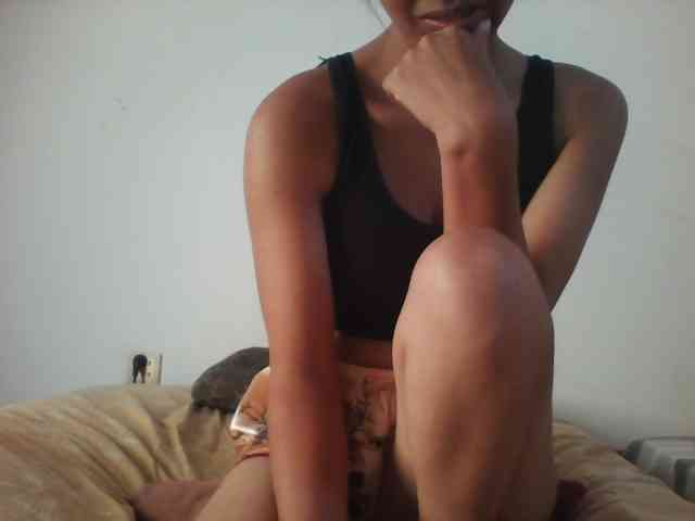 PrettyLie webcam