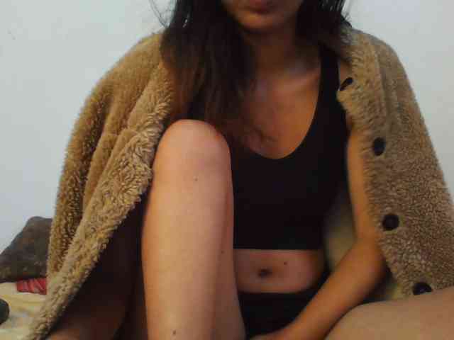 YoungLie69 webcam
